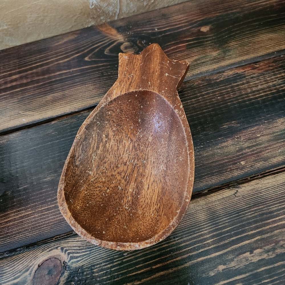 5/$25 Wooden Pineapple Dish